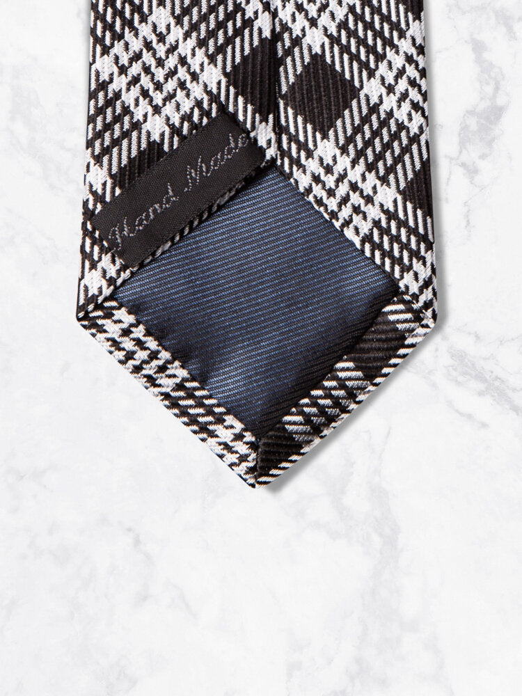 Cravate soie, largeur 6 cm, 100% soie.